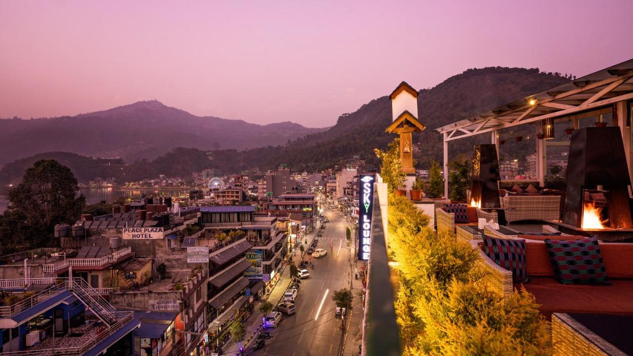 Himalayan Glory Inn Pokhara Bagian luar foto