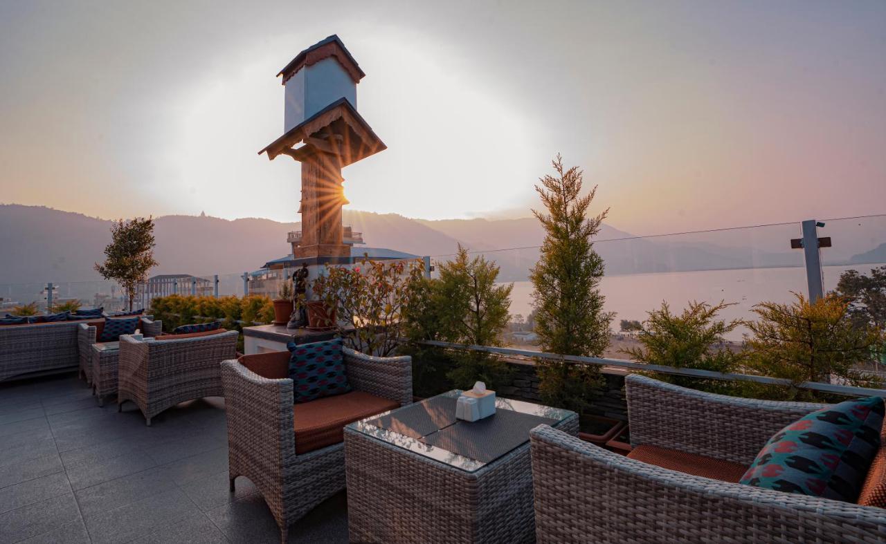Himalayan Glory Inn Pokhara Bagian luar foto