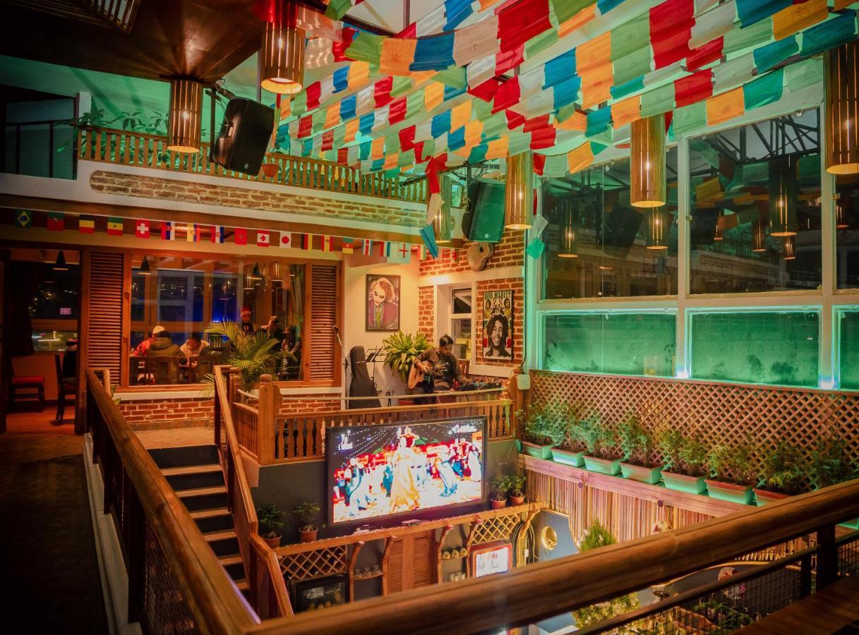 Himalayan Glory Inn Pokhara Bagian luar foto