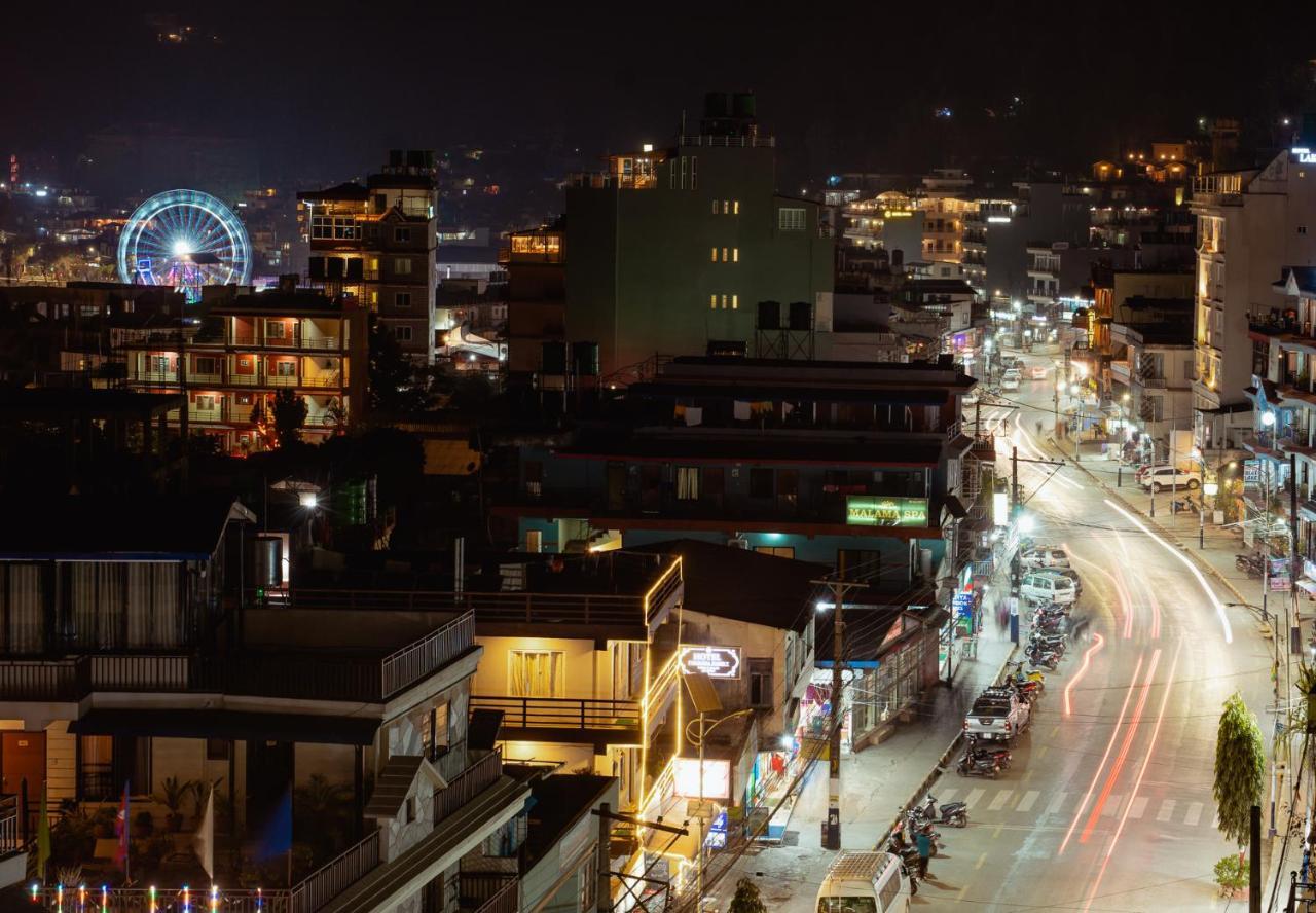Himalayan Glory Inn Pokhara Bagian luar foto