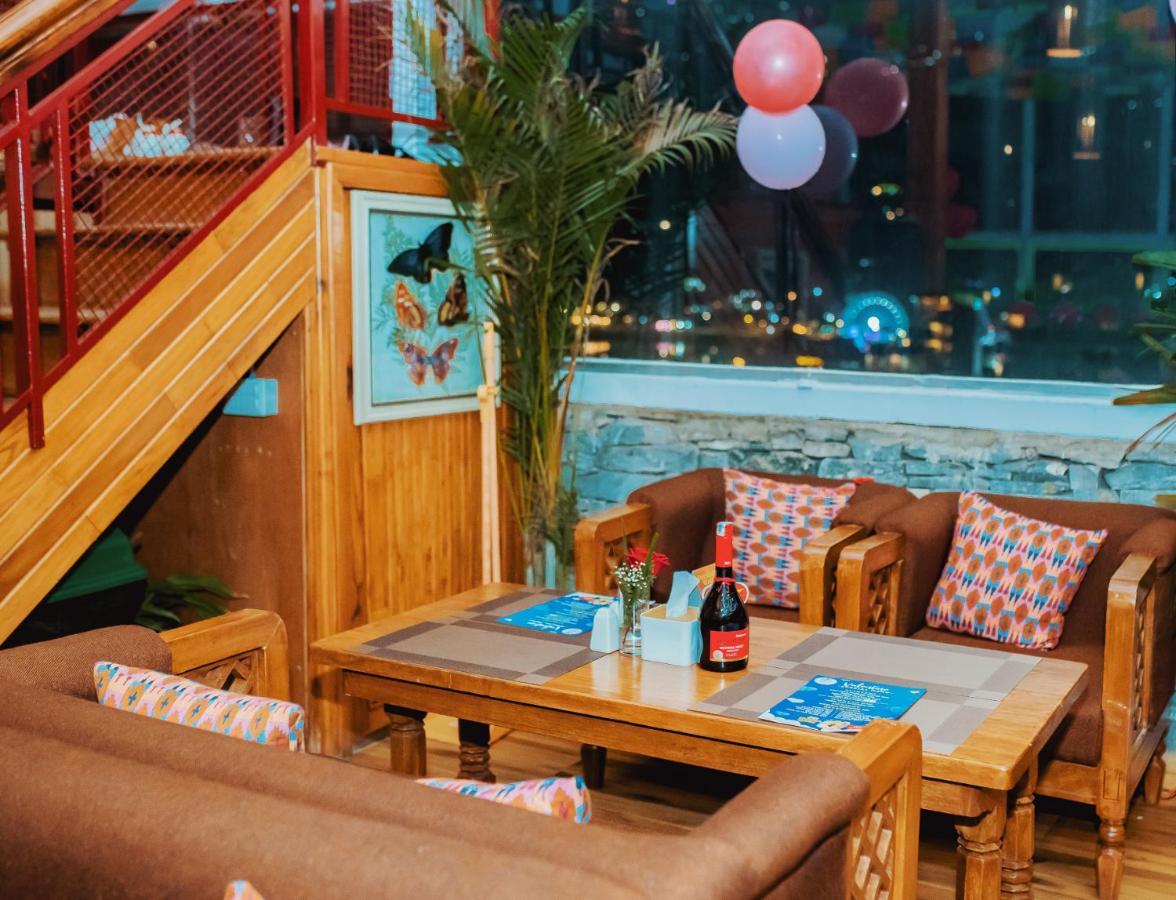 Himalayan Glory Inn Pokhara Bagian luar foto