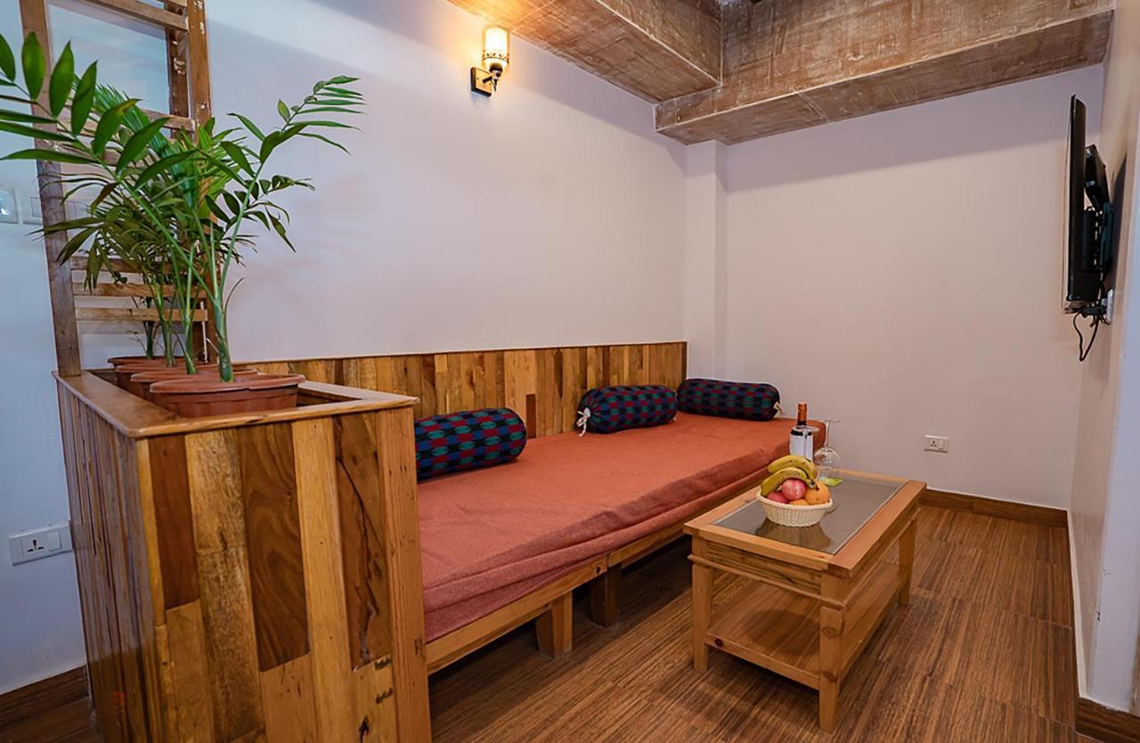 Himalayan Glory Inn Pokhara Bagian luar foto